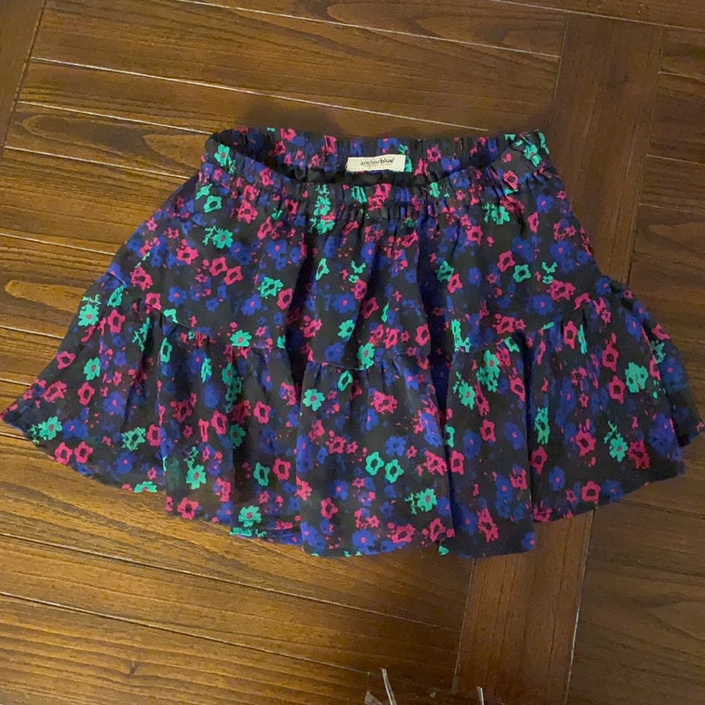 Floral mini skirt